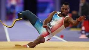 Atleta paralímpico francês assume homossexualidade: «Sim, sou pequeno, mestiço, perneta e gay»