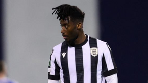 Meité ainda para colocar