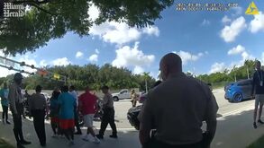 Polícia de Miami divulga imagens das body-cam da detenção de Tyreek Hill