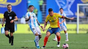 Otamendi comete penálti e Colômbia vence Argentina no apuramento para o Mundial'2026