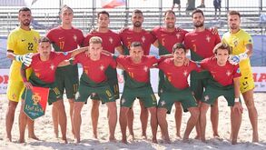 Portugal vence Dinamarca e está nos quartos de final da Superliga de futebol de praia