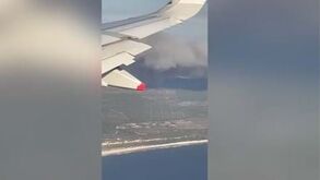 Chamas no Seixal vistas por passageiros a bordo de um avião