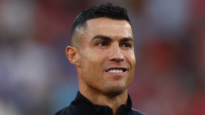 Cristiano Ronaldo tenta chegar aos mil milhões de seguidores nas redes sociais: siga aqui o direto no YouTube