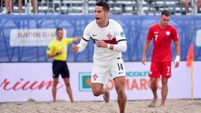 Portugal fecha fase de grupos da Superliga europeia de futebol de praia com vitória