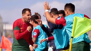 Portugal goleia Suíça e está nas 'meias' da Superliga europeia de futebol de praia