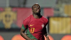 Treinador do Wolves rendido a Carlos Borges: «Tem uma velocidade estonteante»