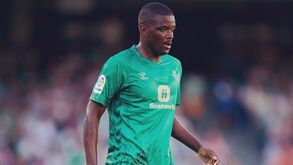 William Carvalho sofre rotura completa do tendão de Aquiles e pode não jogar mais esta época