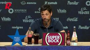 Vítor Bruno e os jogadores que ficaram de fora: «Quero-os revoltados»