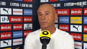 A flash interview 'explosiva' de José Mota: «Há 25 anos defrontei o pai do treinador do FC Porto e já era assim»