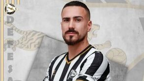 Sp. Espinho reage à entrada de Rúben Silvestre na 'Casa dos Segredos': «Comunicámos à CMVM»