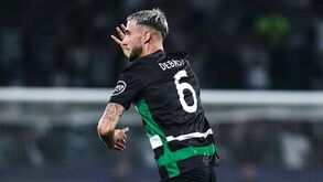 Estreia de Debast foi à lei da bomba