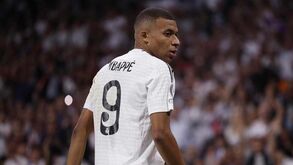 PSG recorre da decisão de pagar 55 milhões de euros a Mbappé