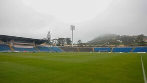 Santa Clara alerta que poderá ter de deslocar jogos da equipa para o continente