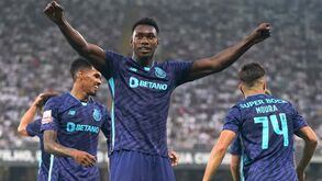 FC Porto: Samu Aghehowa em nome da mãe