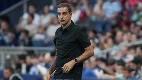 Renato Paiva contesta regra do campeonato mexicano e dá Benfica como exemplo