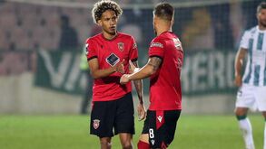 Robinho inicia luta pela titularidade