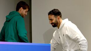 É Bragança de Seleção? Médio hesita mas Amorim dá moral: «Lesionou-se e voltou melhor jogador...»