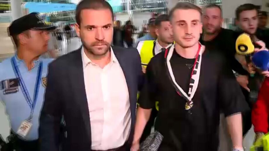 Extremo internacional turco, de 25 anos, assinou com as águias até 2029