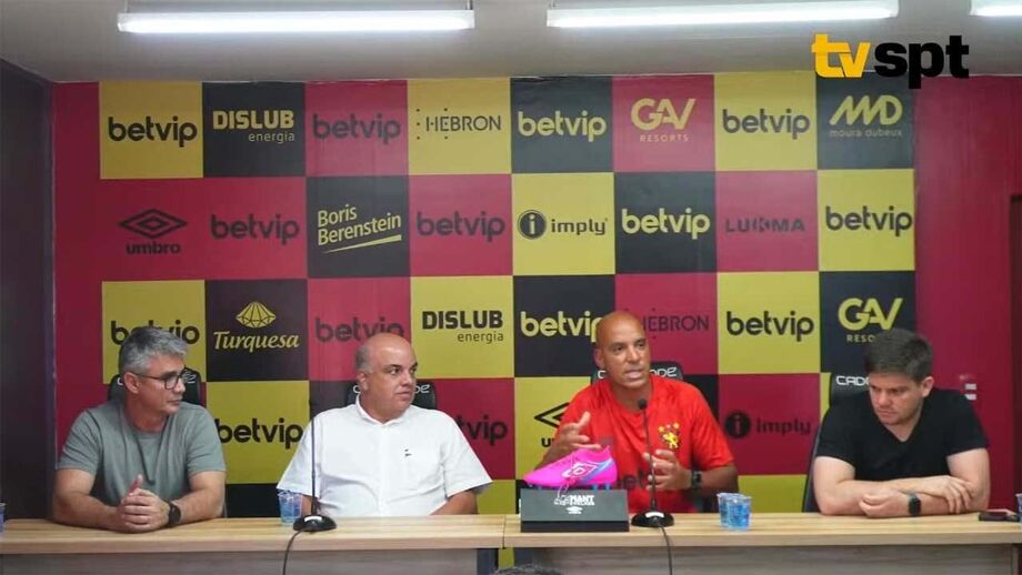 Treinador português assinou pelo Sport Recife, da série B do Brasil