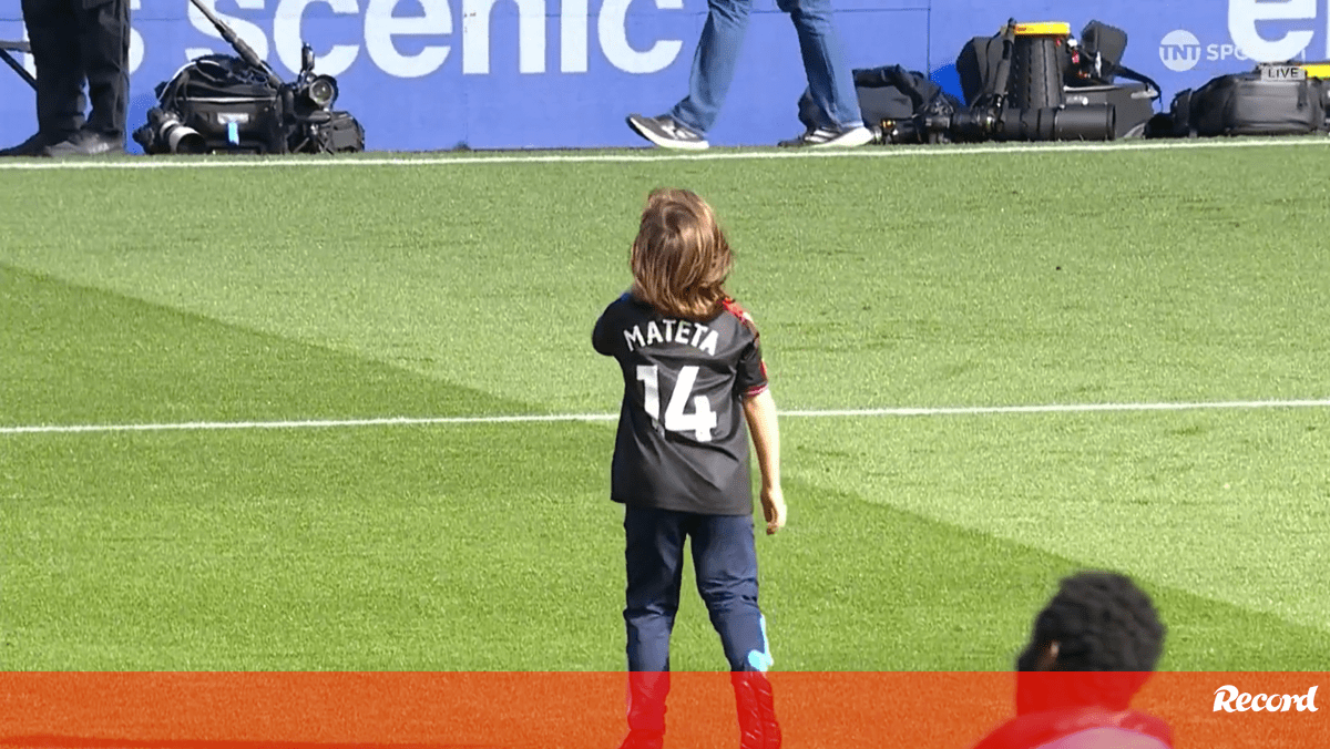 O gesto de jovem adepto do Crystal Palace para os fãs do Liverpool que já se tornou viral