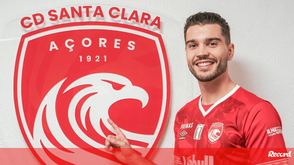 A recuperar de lesão, Pedro Pacheco renova com o Santa Clara até 2028