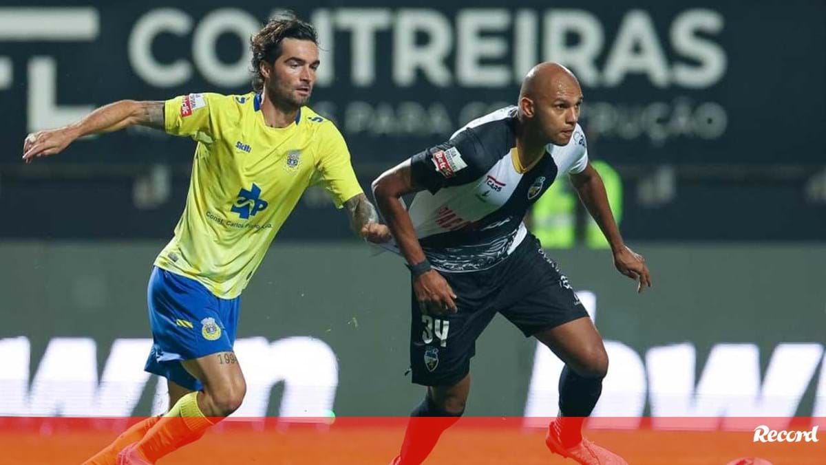 Arouca com ataque reforçado para a estreia na Taça de Portugal