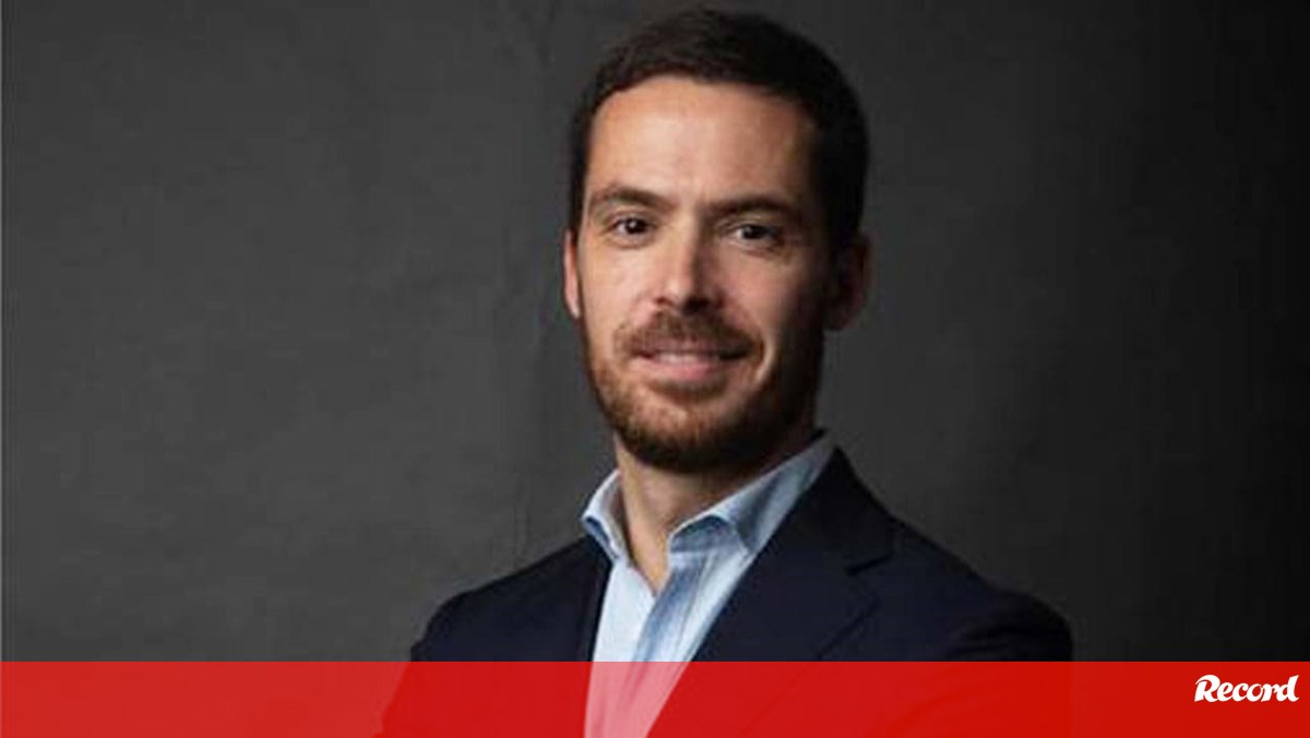 Consultor analisa condição de Bernardo Palmeiro: «Terá que gerir com pinças a relação com a equipa»