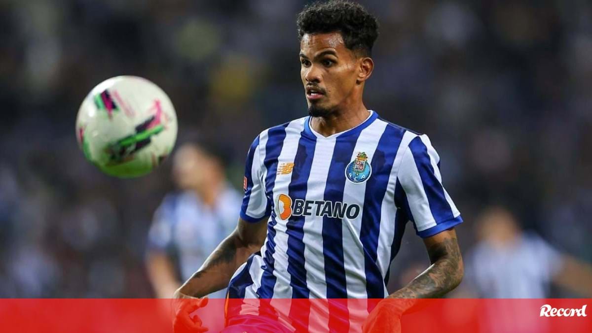 FC Porto defeated Varzim in a preparatory match for the Portuguese Cup