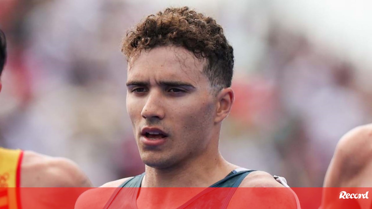 Vasco Vilaça 24.º nas finais do Mundial de triatlo