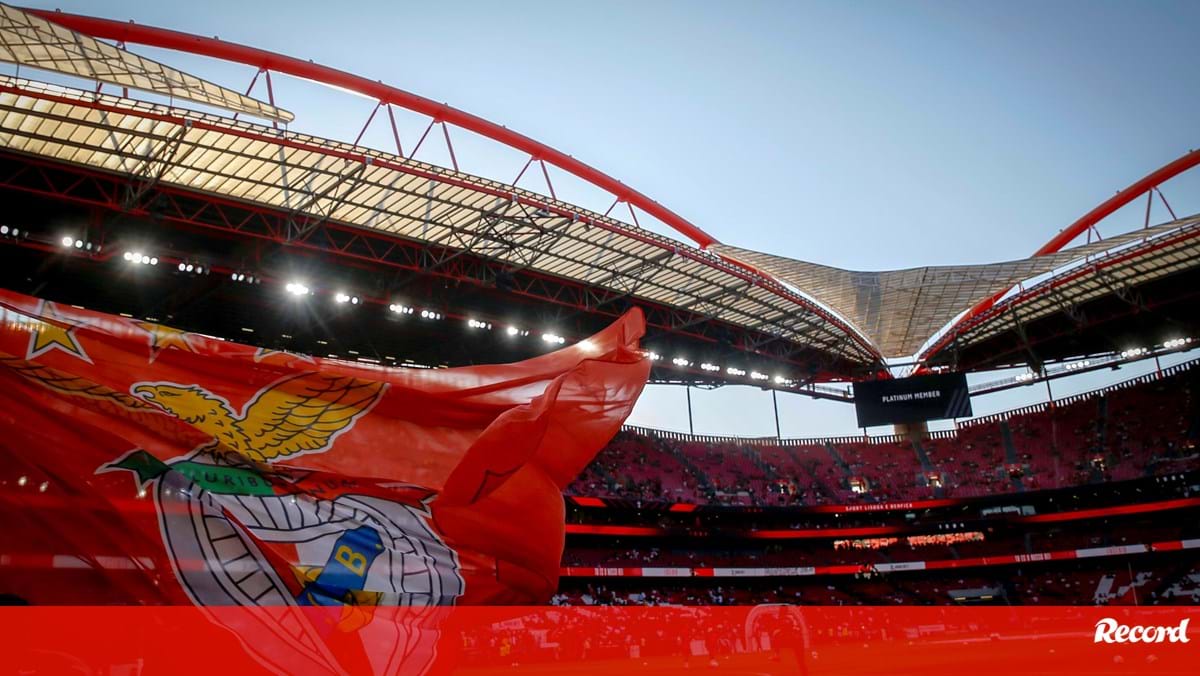 Benfica paga cerca de 20 mil euros ao V. Setúbal dois dias após vitória polémica