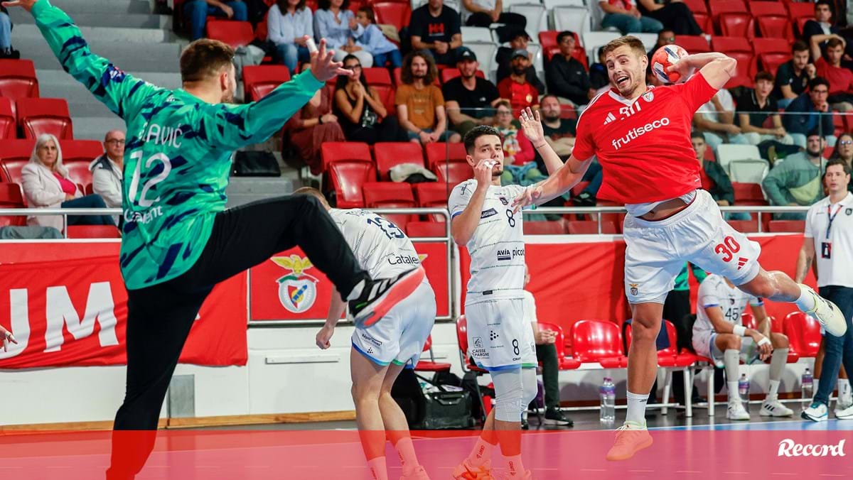 Benfica vence Presov e mantém o pleno de triunfos no Grupo C da Liga Europeia