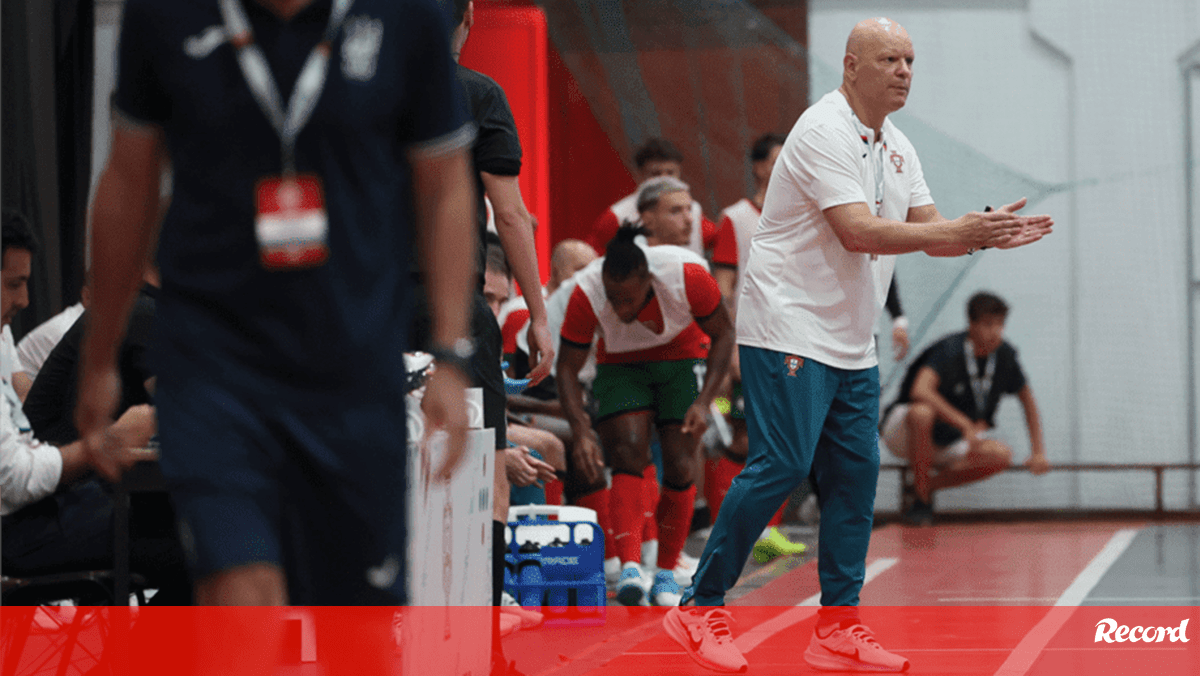 Seleção de futsal defronta Espanha em particular