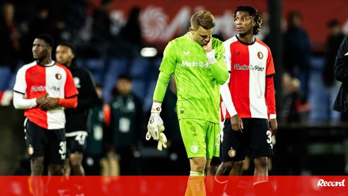 Ajax vence clássico com Feyenoord e sobe à vice-liderança na Holanda