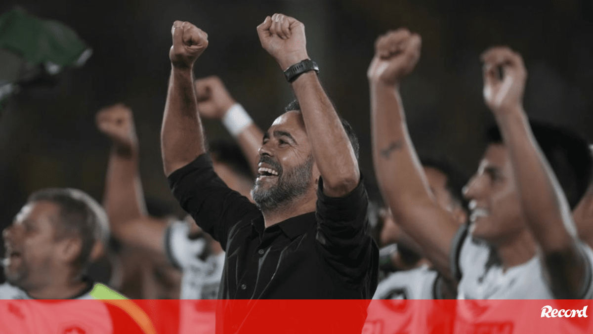 Artur Jorge: «Chegámos ao estádio com vidros partidos e jogadores atingidos por pedras»