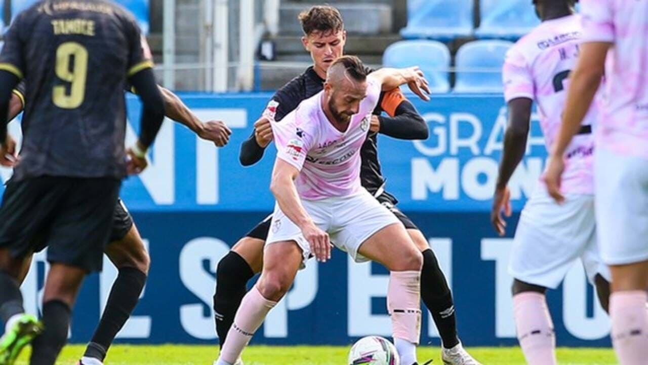 Empate em Santa Maria da Feira 
