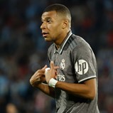 Álvaro Benito animado: «Mbappé? É o 007, licença para não correr...»