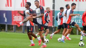 Di María à esquerda ou à direita? O onze provável do Benfica para o jogo com o At. Madrid