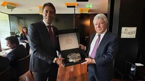 Direções do Benfica e Atlético Madrid reunem-se em almoço antes do jogo