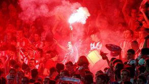 Quem é a 'Frente Atlético'? Claque violenta é esperada no Estádio da Luz 