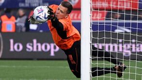 Adjunto de Paulo Sousa na seleção da Polónia e o facto de Szczesny fumar: «Não é preocupante»
