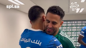 Assim foi o reencontro de Cancelo e Mahrez antes do Al Ahli-Al Hilal