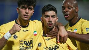 José Morais isola-se na liderança do campeonato no Irão