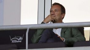 Acionistas do Sporting votam bónus a Varandas