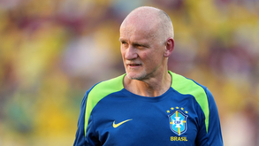 Podia ser uma notícia de 1998, mas é de hoje: Taffarel lesionou-se e vai 'desfalcar' Brasil