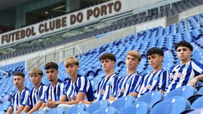 FC Porto assina contrato profissional com oito jogadores