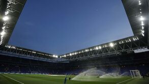 Sem fiambre, iogurtes proteicos e menos fruta: Espanyol corta nas despesas e jogadores protestam