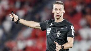 Equipa de arbitragem portuguesa apita jogo de qualificação para o Europeu de sub-21