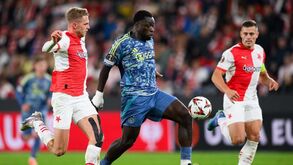 Brian Brobbey reage às críticas