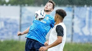 Navarro marca pelo segundo dia seguido: FC Porto goleia Amarante em jogo-treino