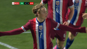 À atenção de Bruno Lage: Schjelderup mantém Noruega viva